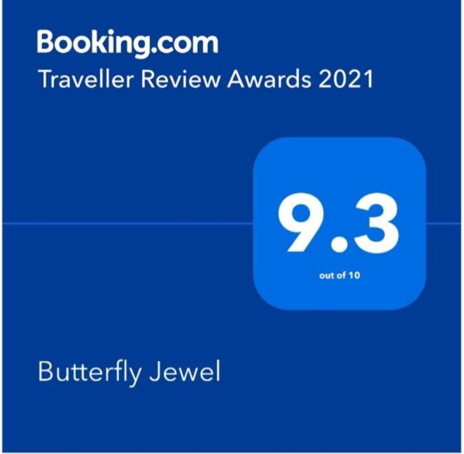 לינה וארוחת בוקר אונה ואטונה Butterfly Jewel מראה חיצוני תמונה